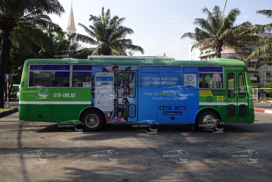 Ứng dụng tiết kiệm nhóm quảng cáo trên xe buýt tại Hồ Chí Minh