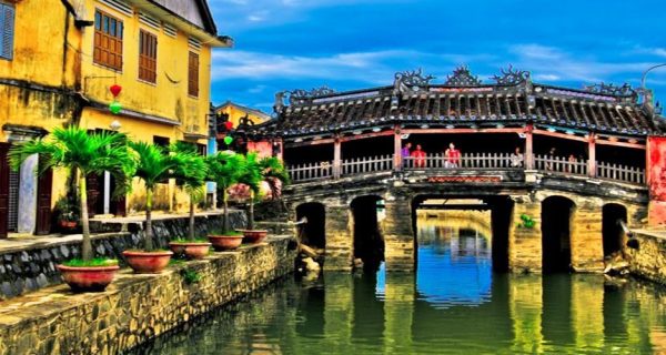 quảng cáo trên xe buýt tại quảng nam